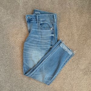 Rockstar Raw Hem Ankle Jeans
